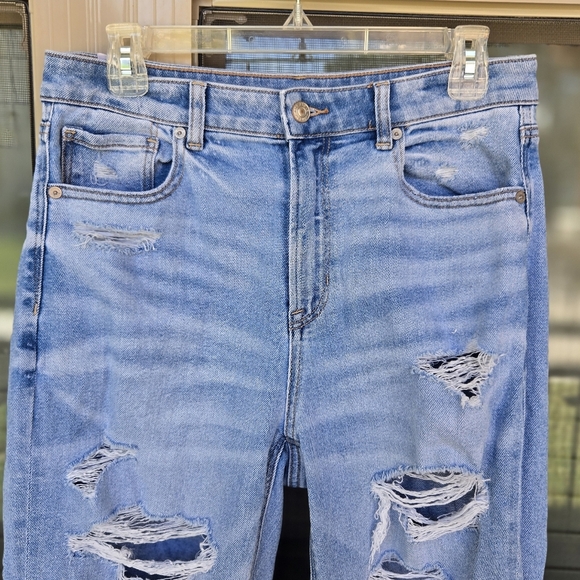 American Eagle Mom Jeans Distressed Sz 8 Long - Picture 9 of 14